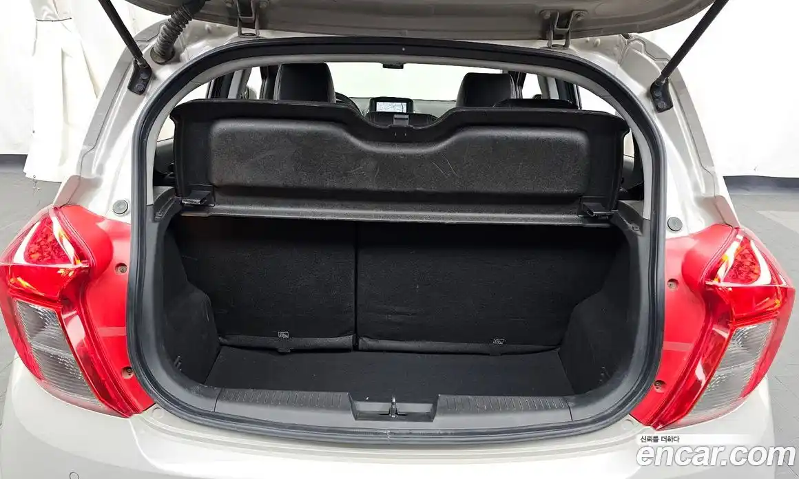 Chevrolet Spark 2017 1.0 Автомат в Москве № 528458, фото 20