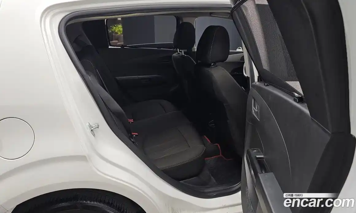 Chevrolet Aveo 2015 1.4 Механическая в Москве № 528753, фото 12