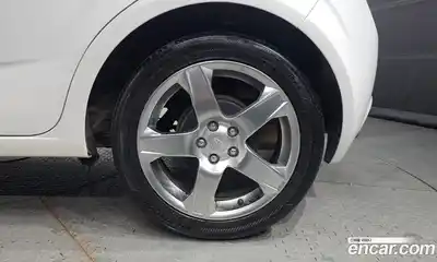 Chevrolet Aveo 2015 1.4 Механическая в Москве № 528753, миниатюра 5