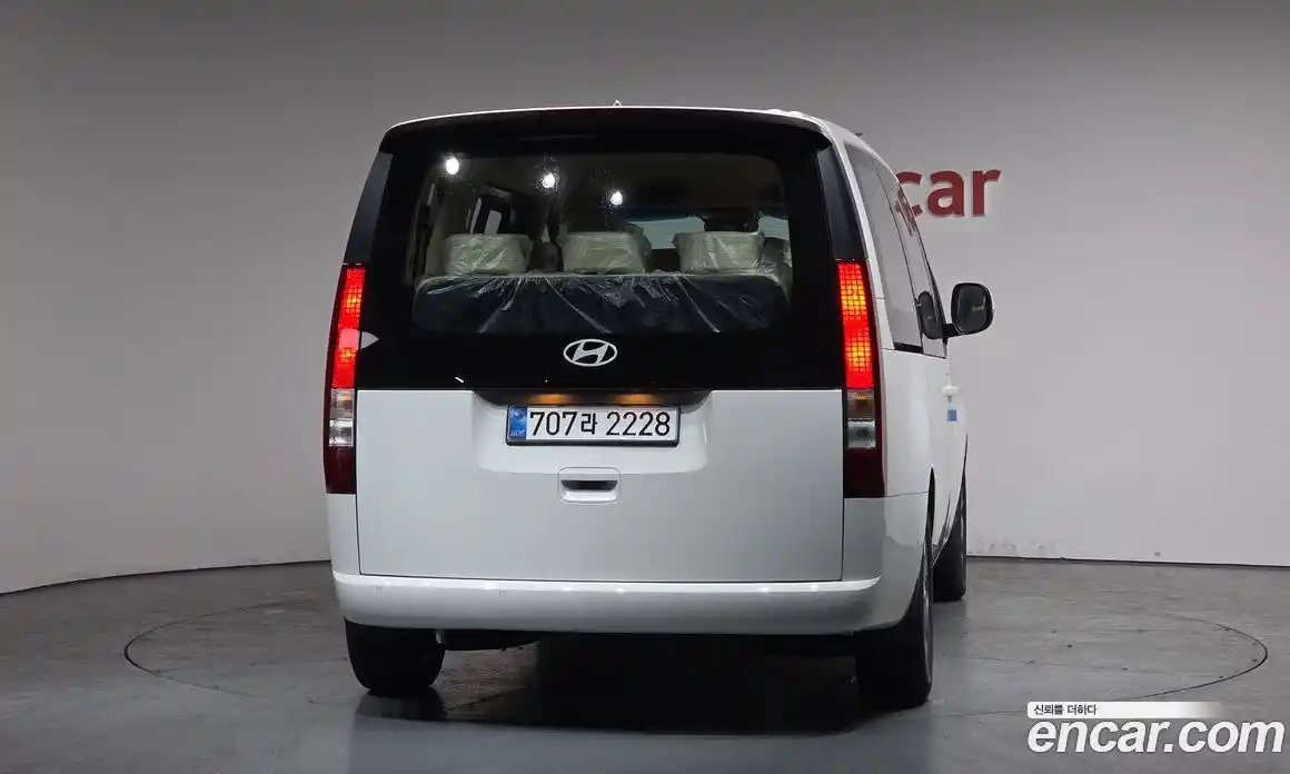 Hyundai Staria 2025 1.6 Автомат в Москве № 529165, фото 3