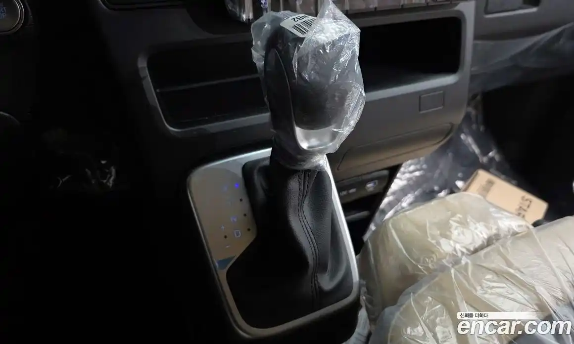 Hyundai Staria 2025 1.6 Автомат в Москве № 529165, фото 8