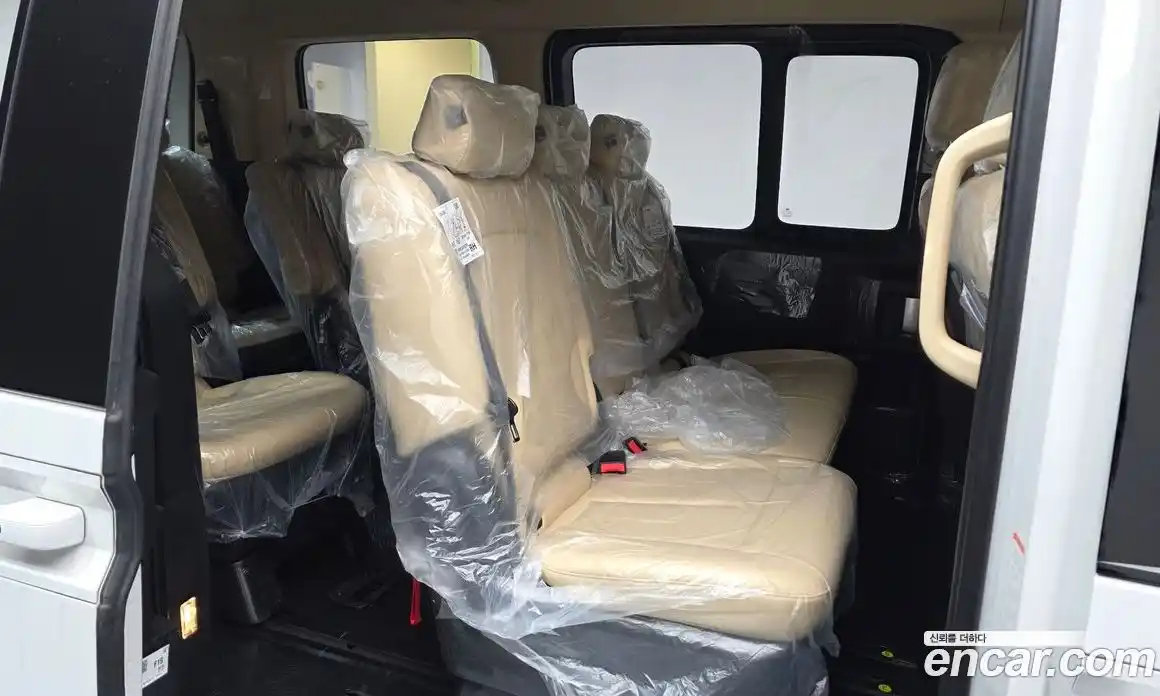 Hyundai Staria 2025 1.6 Автомат в Москве № 529165, фото 10