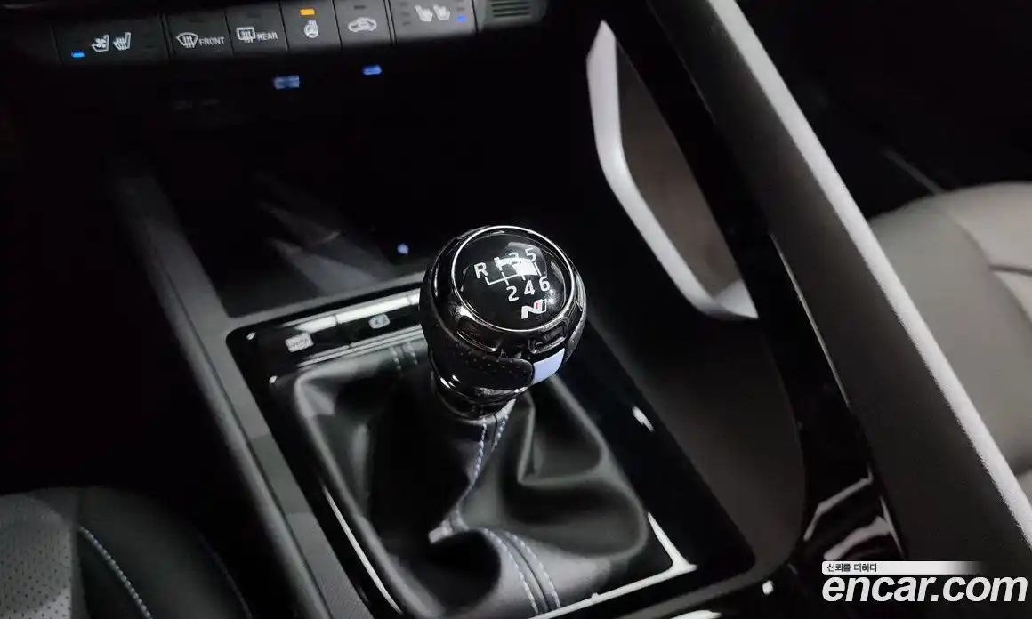 Hyundai Avante 2025 2.0 Механическая в Москве № 529417, фото 9