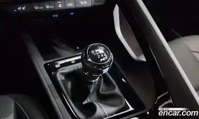 Hyundai Avante 2025 2.0 Механическая в Москве № 529417, миниатюра 9