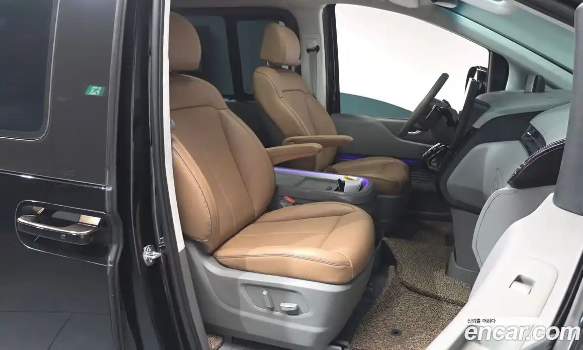 Hyundai Staria 2024 2.2 Автомат в Москве № 529655, фото 9