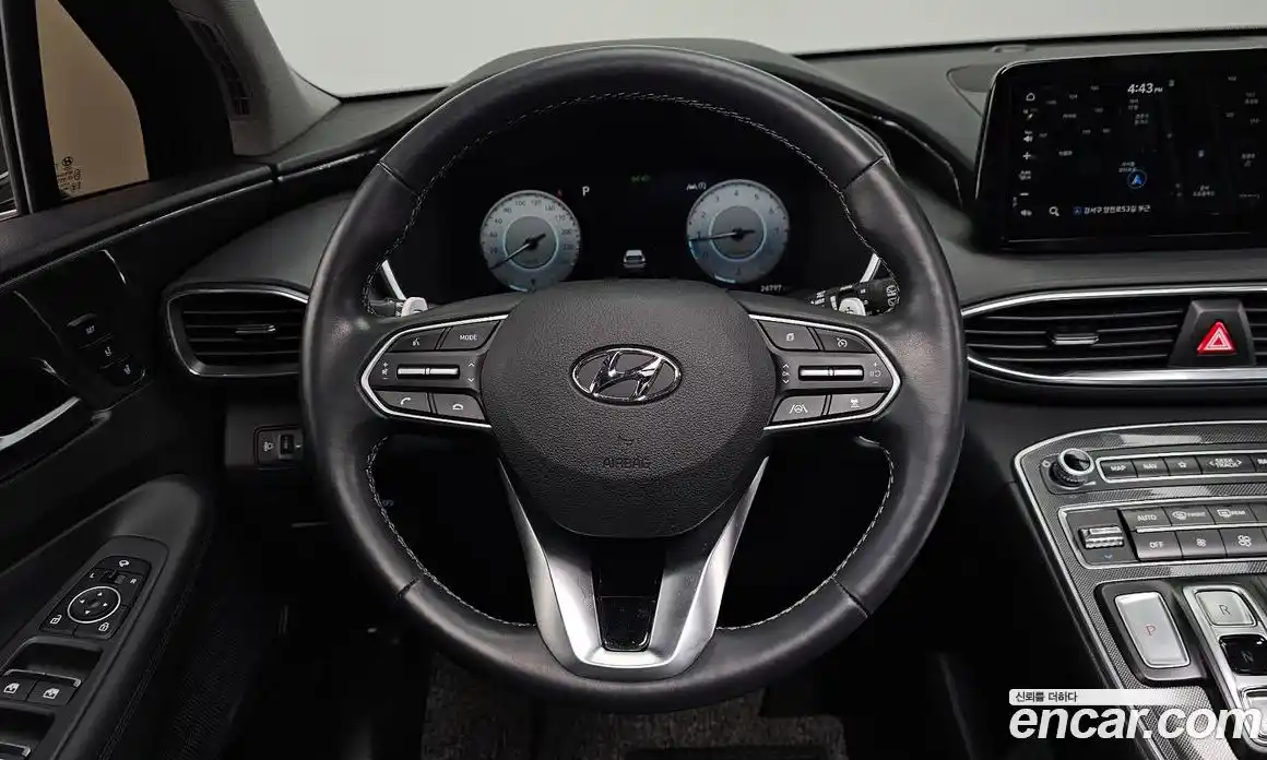 Hyundai Santa Fe 2023 2.5 Автомат в Москве № 530201, фото 18