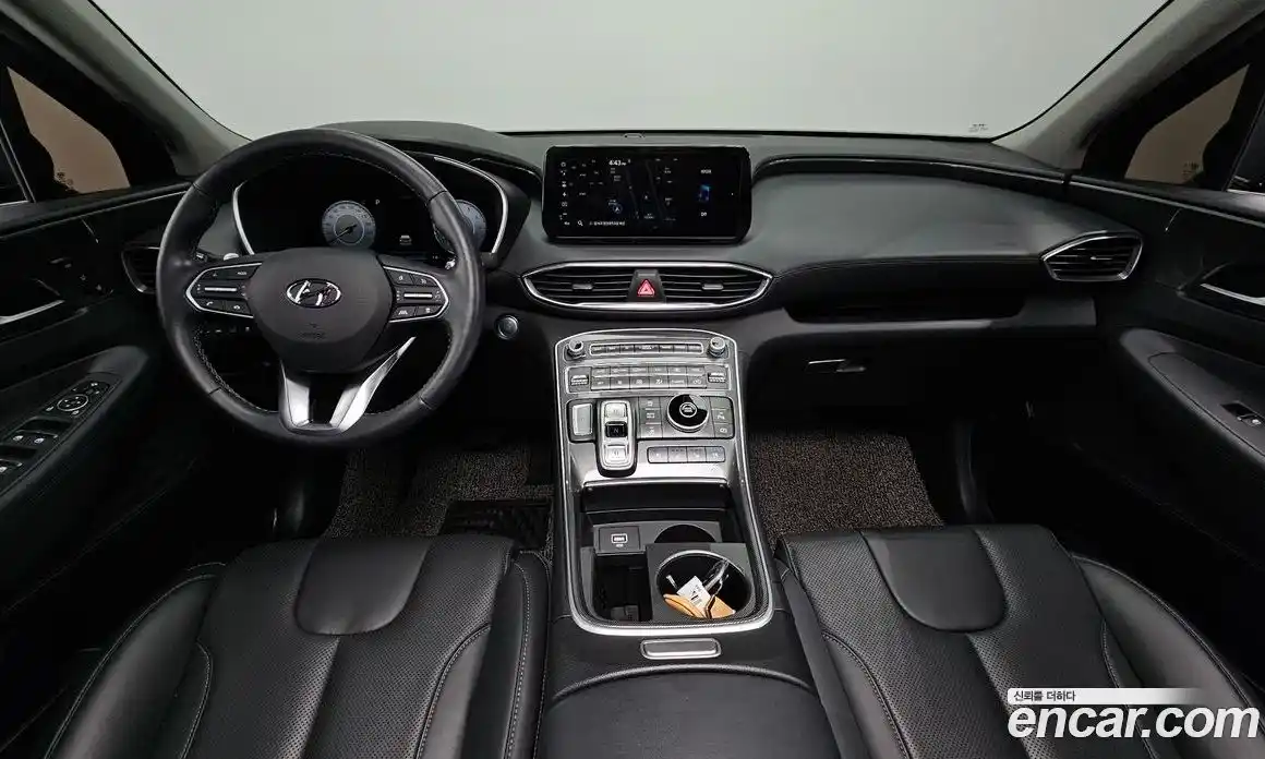 Hyundai Santa Fe 2023 2.5 Автомат в Москве № 530201, фото 7