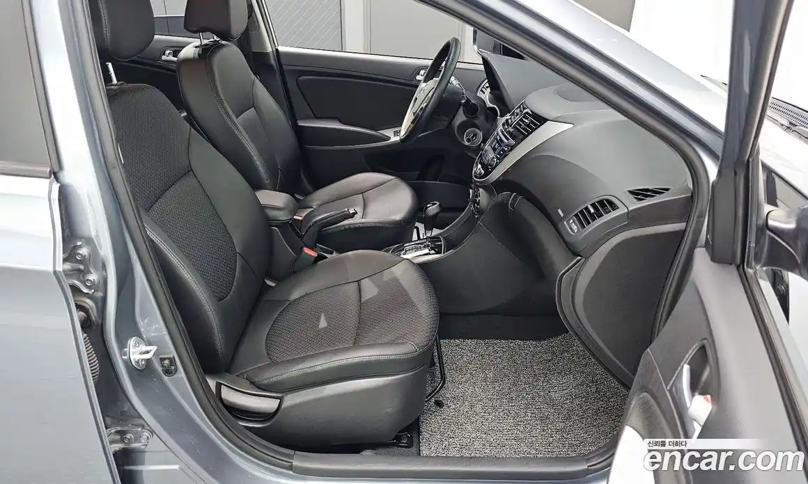 Hyundai Accent 2019 1.4 Автомат в Москве № 530495, фото 13