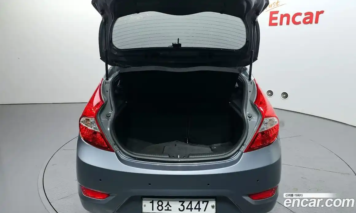 Hyundai Accent 2019 1.4 Автомат в Москве № 530495, фото 20