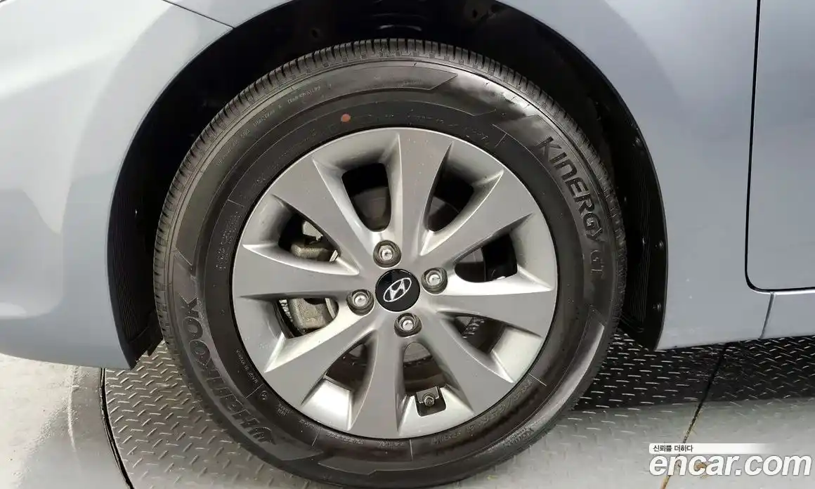 Hyundai Accent 2019 1.4 Автомат в Москве № 530495, фото 5