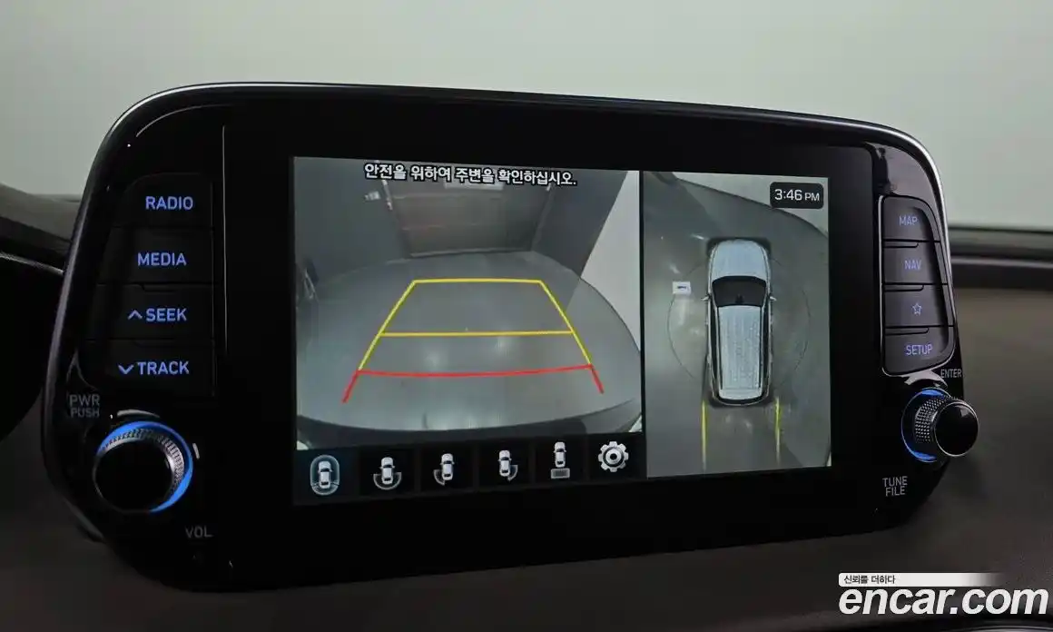 Hyundai Santa Fe 2019 2.2 Автомат в Москве № 530684, фото 16