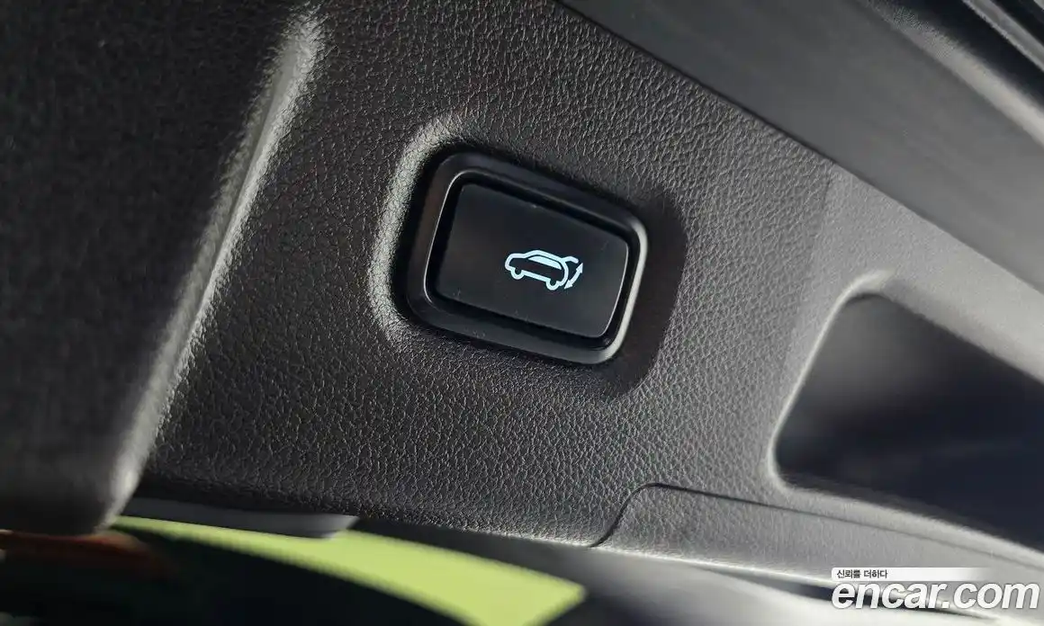 Hyundai Santa Fe 2019 2.2 Автомат в Москве № 530684, фото 18