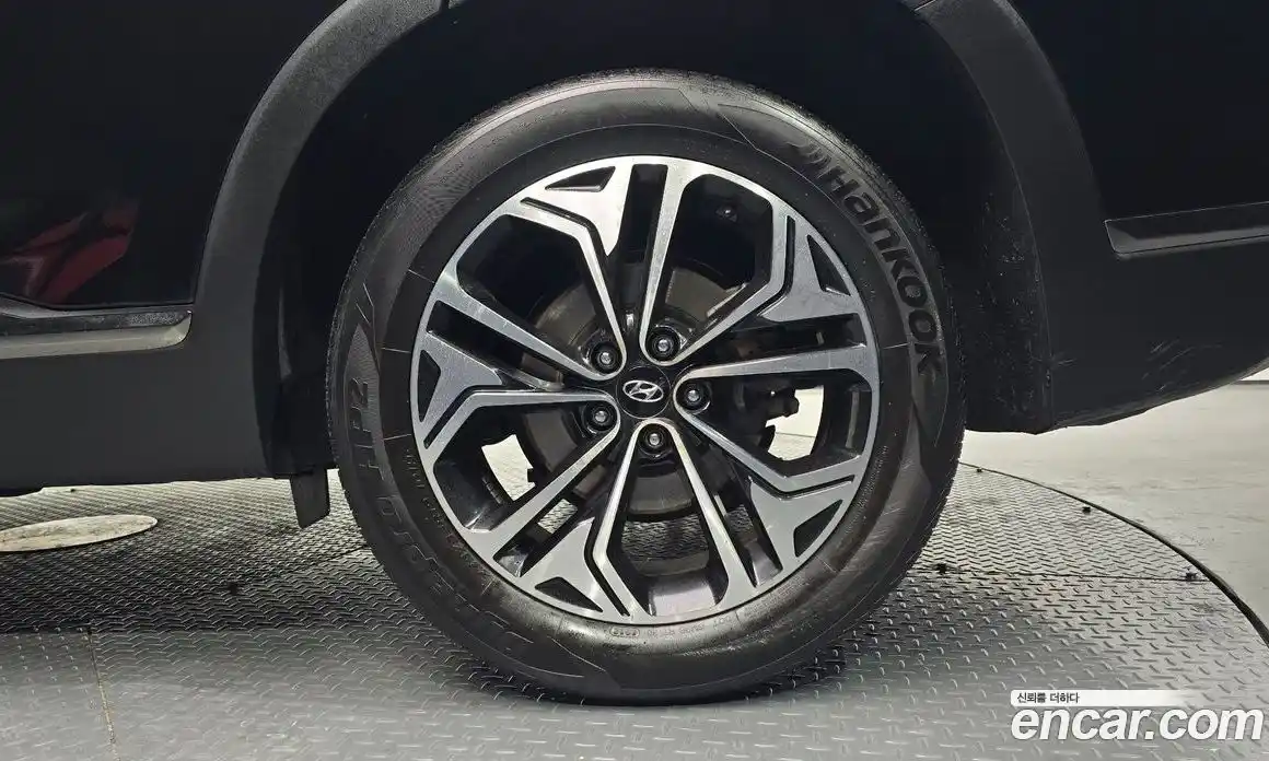 Hyundai Santa Fe 2019 2.2 Автомат в Москве № 530684, фото 5