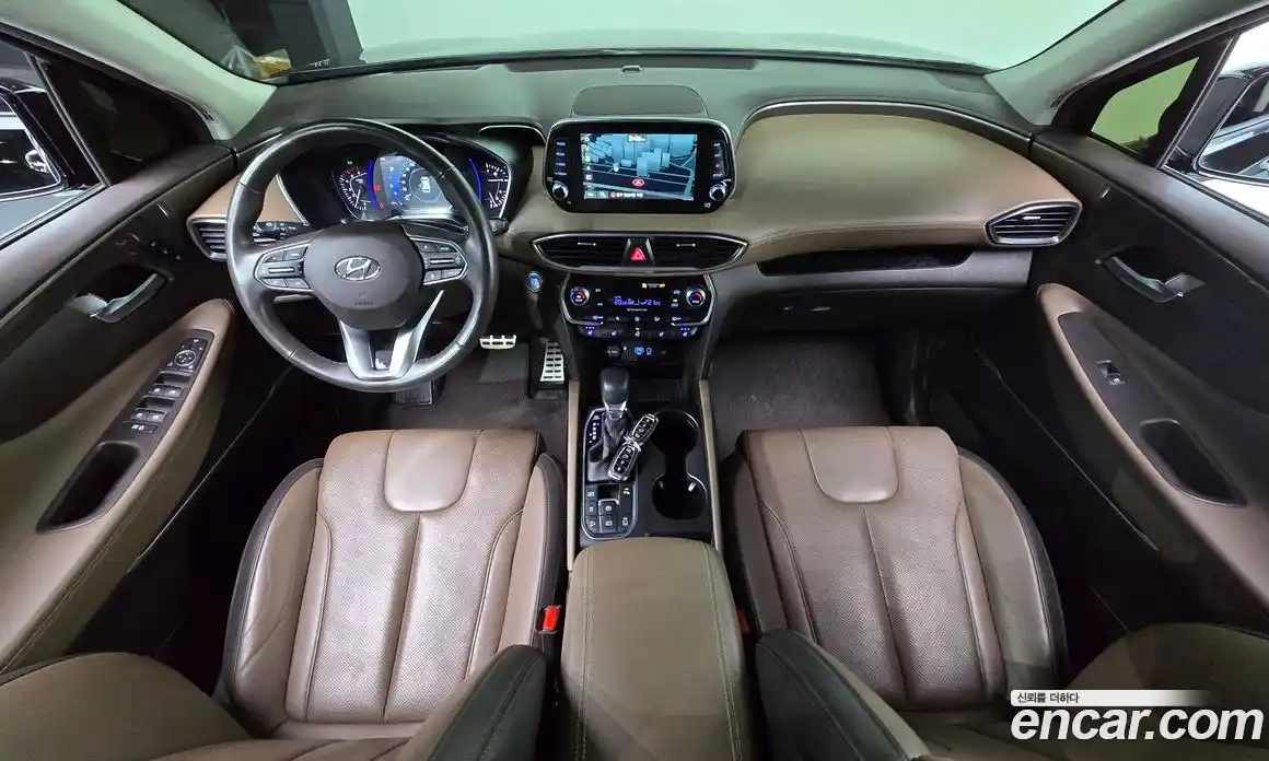 Hyundai Santa Fe 2019 2.2 Автомат в Москве № 530684, фото 7