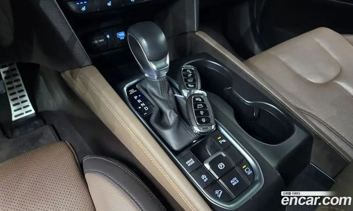 Hyundai Santa Fe 2019 2.2 Автомат в Москве № 530684, фото 9