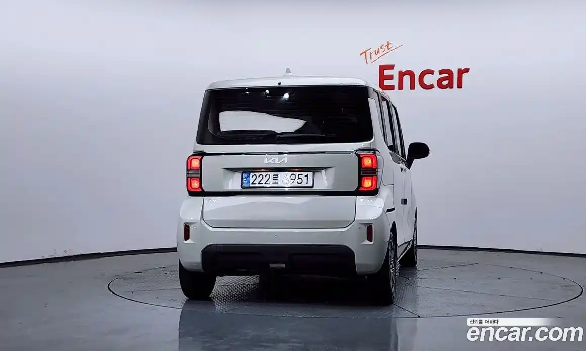 Kia Ray 2023 1.0 Автомат в Москве № 531560, фото 4