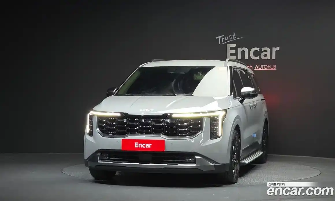 Kia Canival 2024 3.5 Автомат в Москве № 531781, фото 3