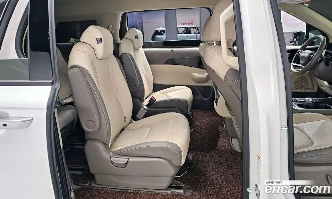 Kia Canival 2025 2.2 Автомат в Москве № 532014, фото 12