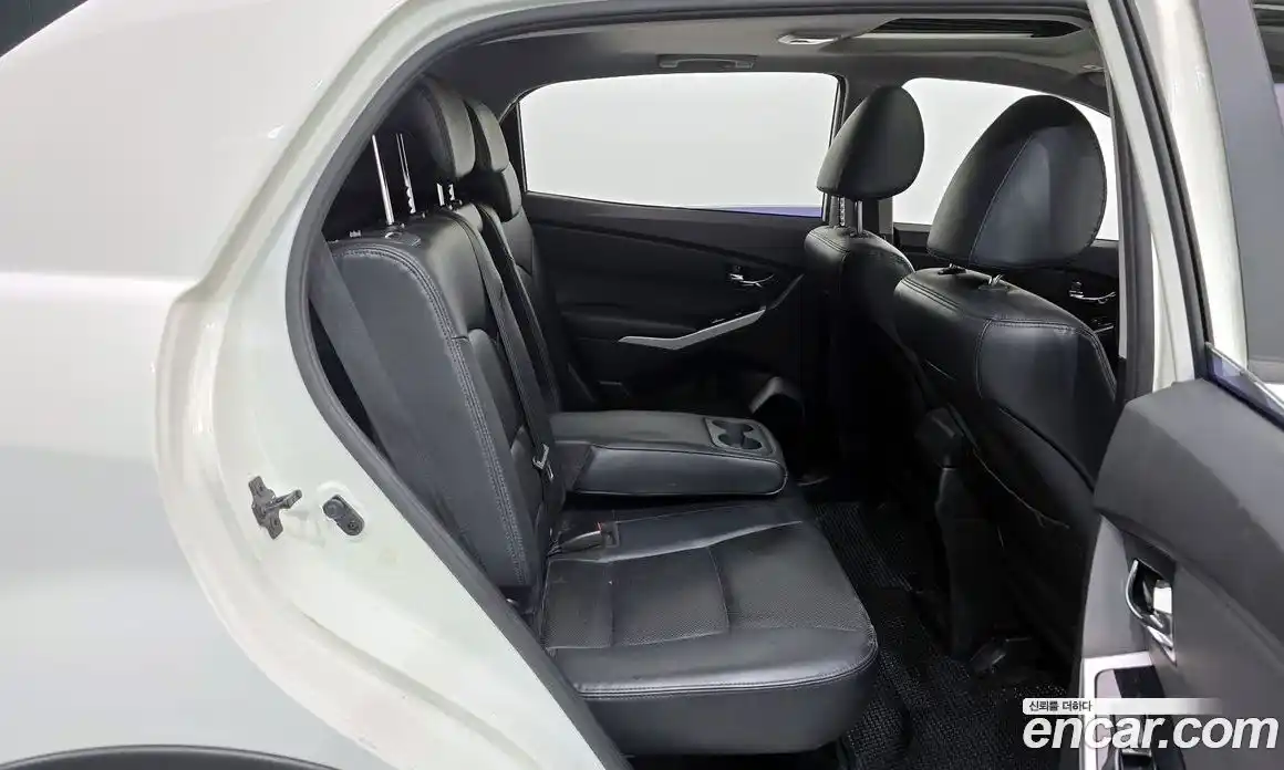 SsangYong Korando 2014 2.0 Автомат в Москве № 532100, фото 12