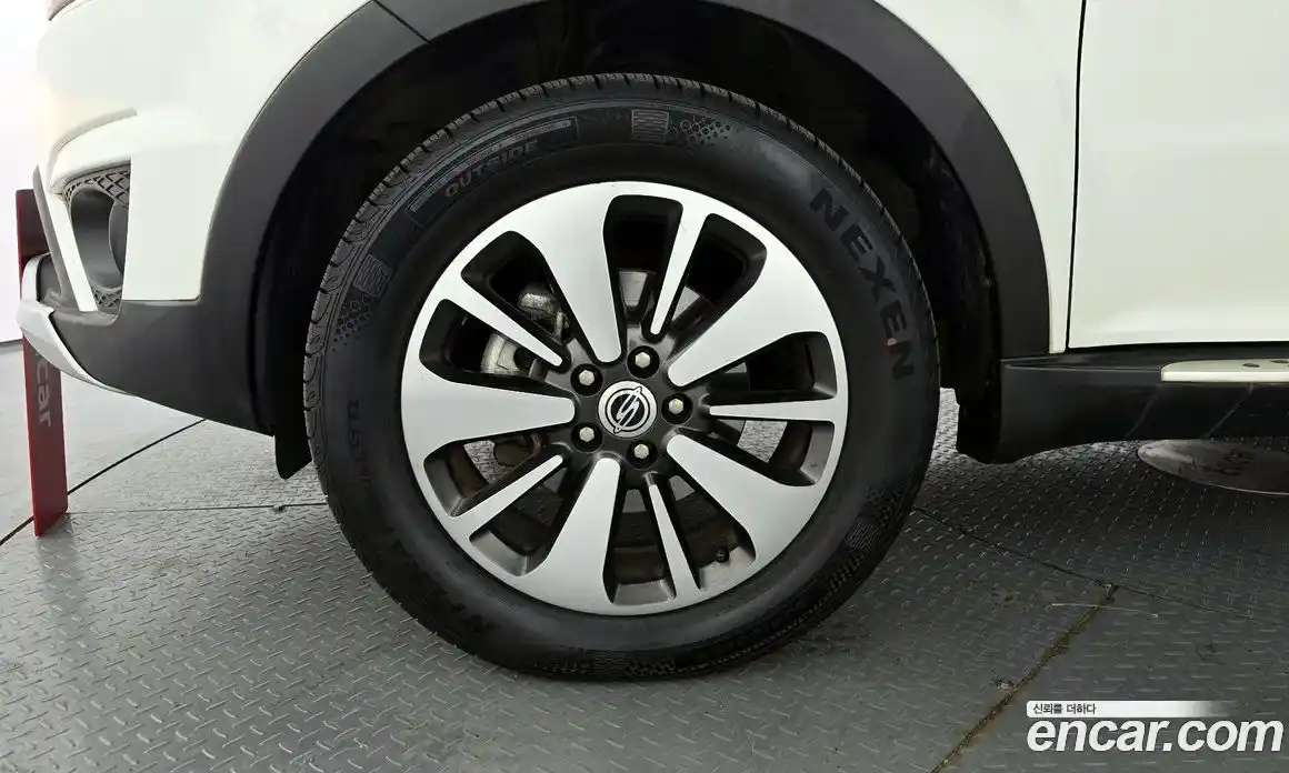 SsangYong Korando 2014 2.0 Автомат в Москве № 532100, фото 5