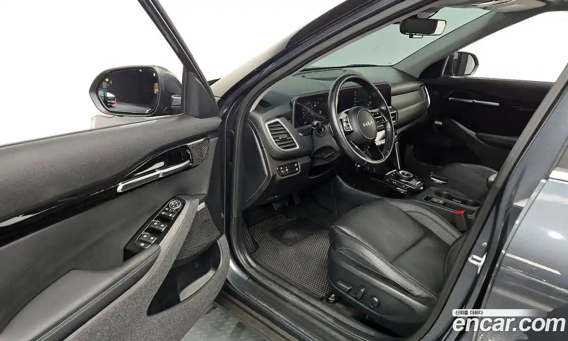 Kia Seltos 2024 1.6 Автомат в Москве № 532584, фото 10