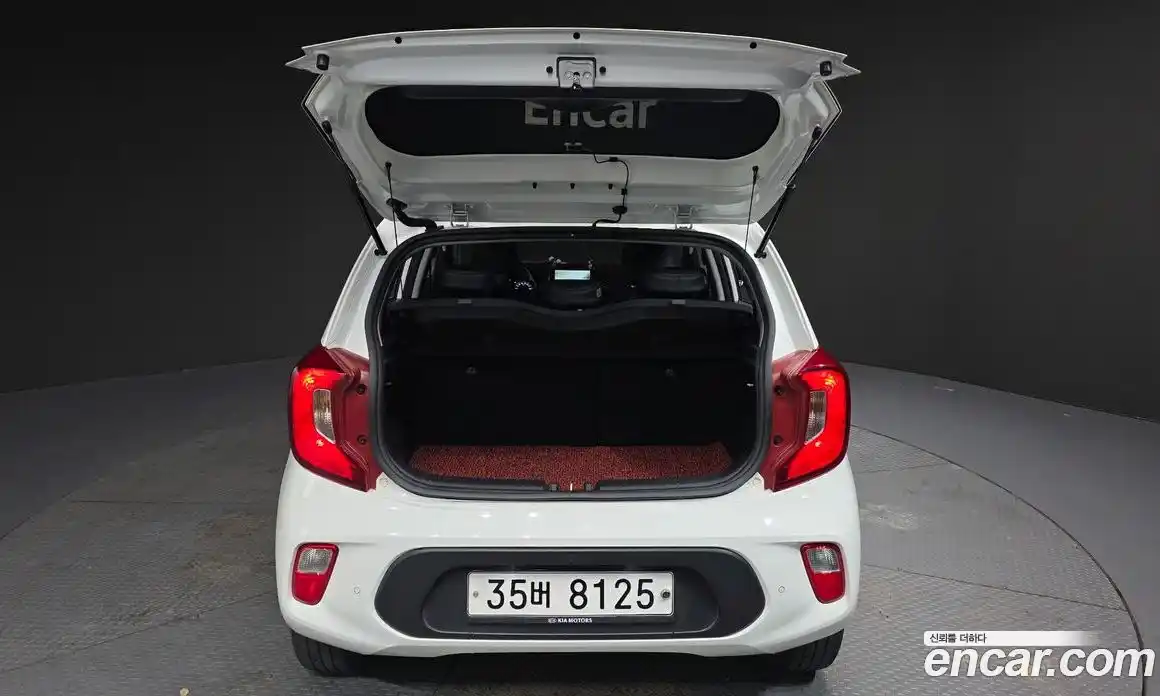 Kia Morning 2019 1.0 Автомат в Москве № 533004, фото 20