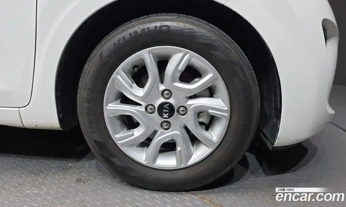 Kia Morning 2019 1.0 Автомат в Москве № 533004, фото 5