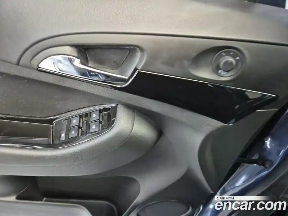 Chevrolet Orlando 2014 2.0 Автомат в Москве № 533169, фото 17