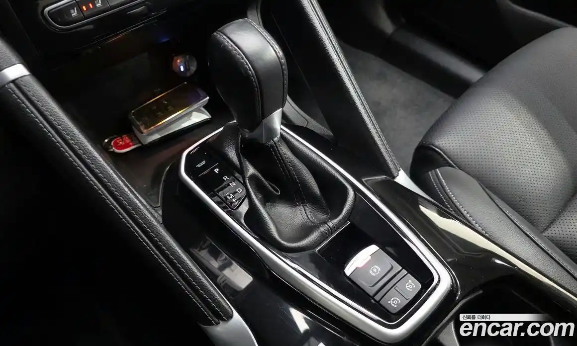 Renault QM6 2022 2.0 Автомат в Москве № 533439, фото 9