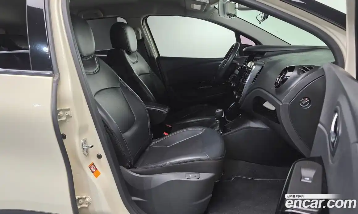 Renault QM3 2017 1.5 Автомат в Москве № 533980, фото 11