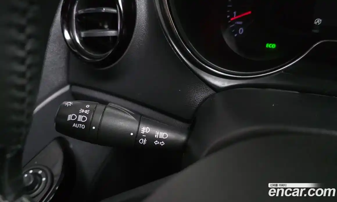 Renault QM3 2017 1.5 Автомат в Москве № 533980, фото 18