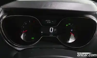 Renault QM3 2017 1.5 Автомат в Москве № 533980, миниатюра 8