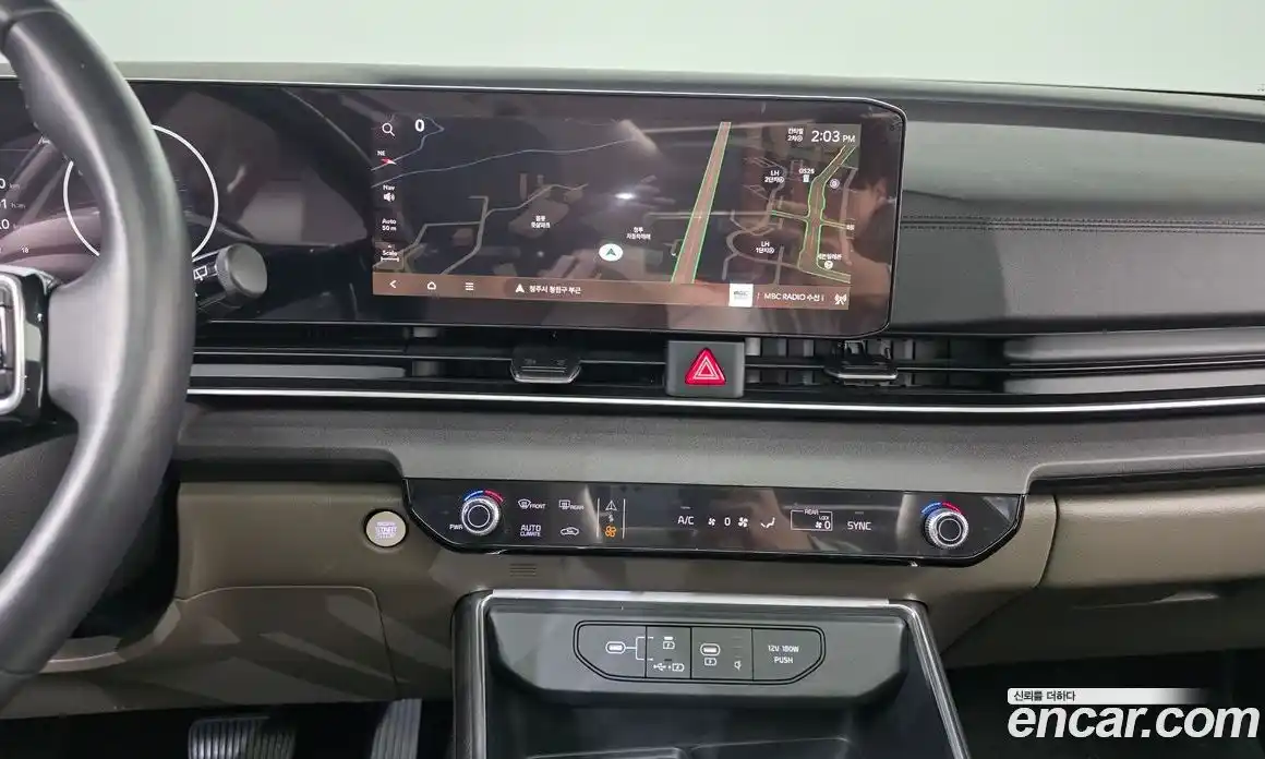 Kia Canival 2024 2.2 Автомат в Москве № 534068, фото 14