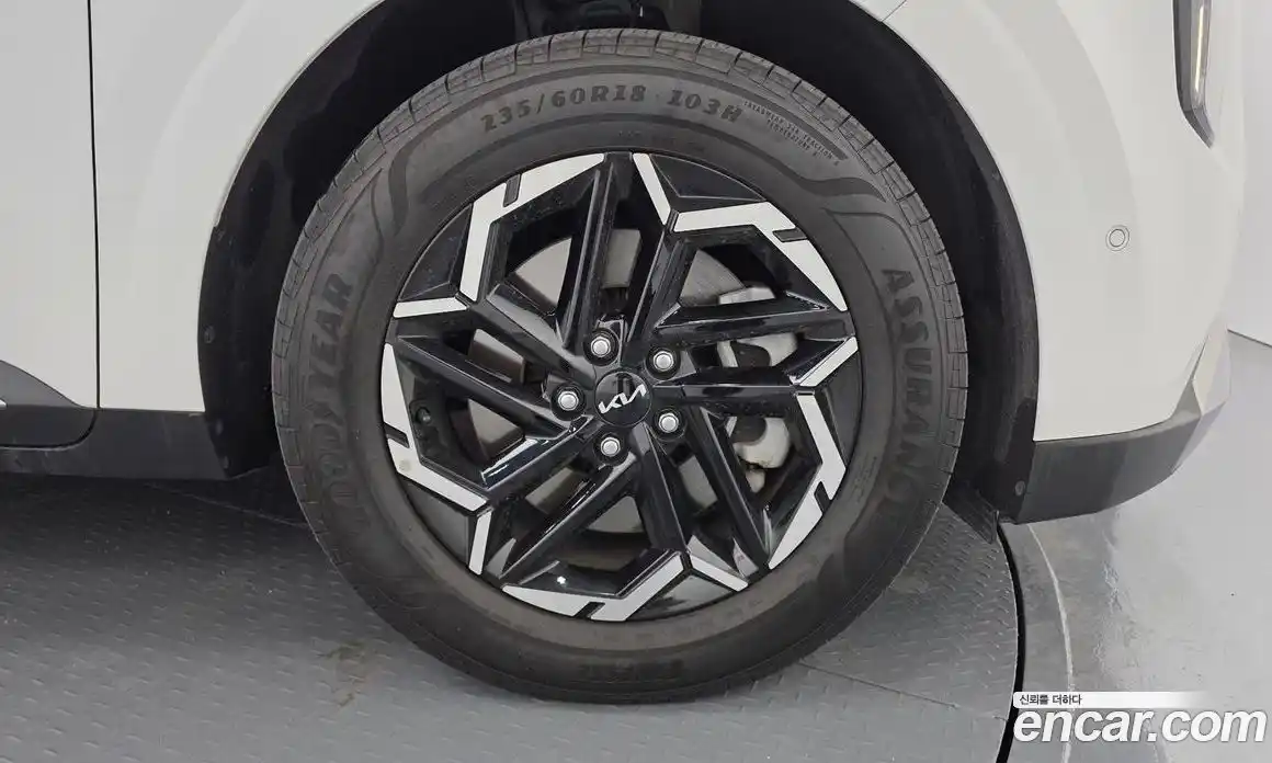 Kia Canival 2024 2.2 Автомат в Москве № 534068, фото 5