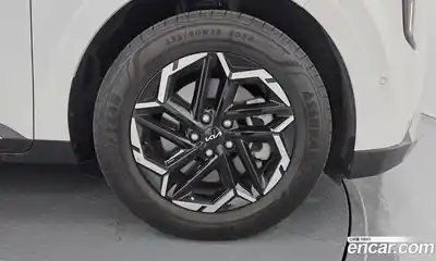 Kia Canival 2024 2.2 Автомат в Москве № 534068, миниатюра 5