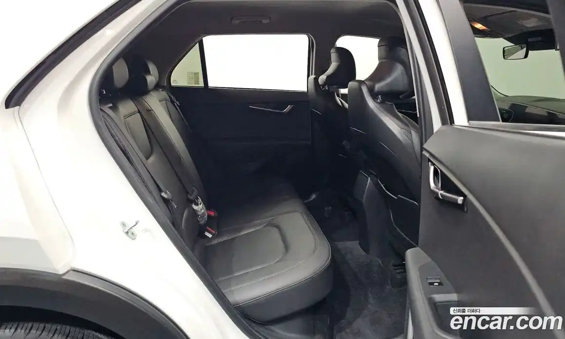 Kia Niro 2022 1.6 Автомат в Москве № 534446, фото 12