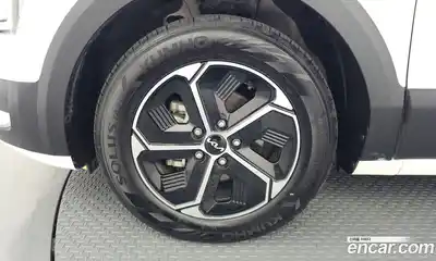 Kia Niro 2022 1.6 Автомат в Москве № 534446, миниатюра 5