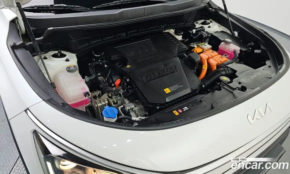 Kia Niro 2022 1.6 Автомат в Москве № 534446, фото 6