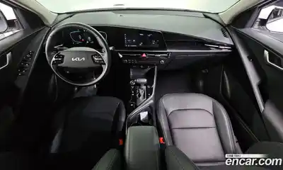 Kia Niro 2022 1.6 Автомат в Москве № 534446, миниатюра 7