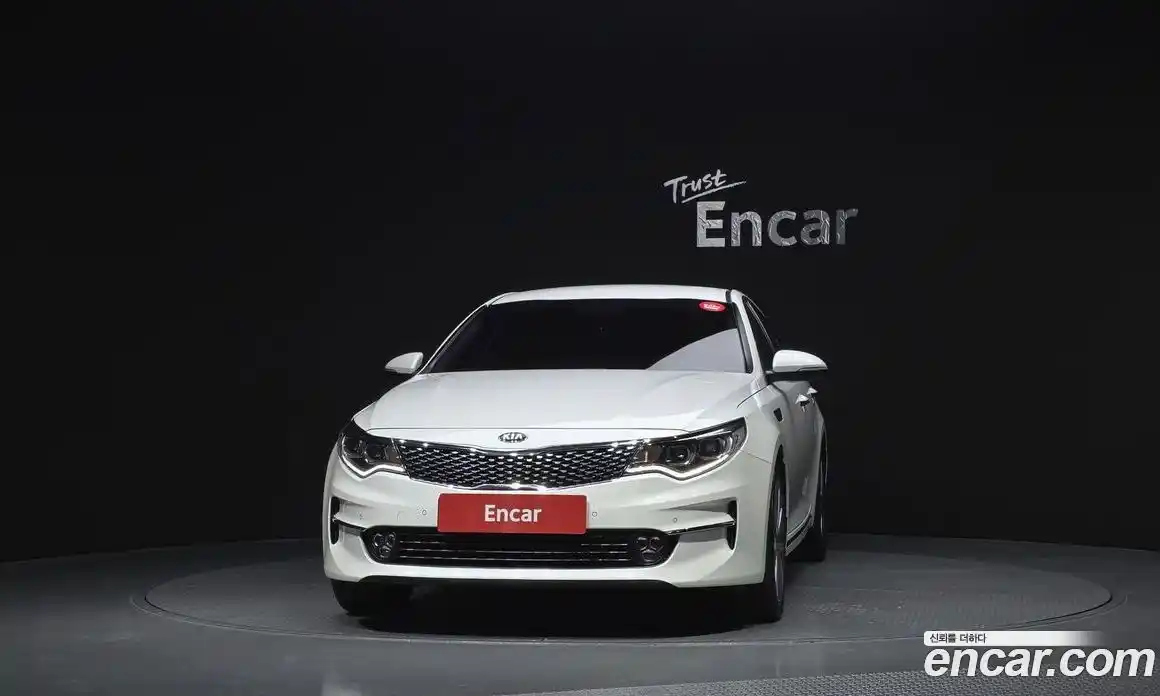 Kia K5 2018 2.0 Автомат в Москве № 534670, фото 3