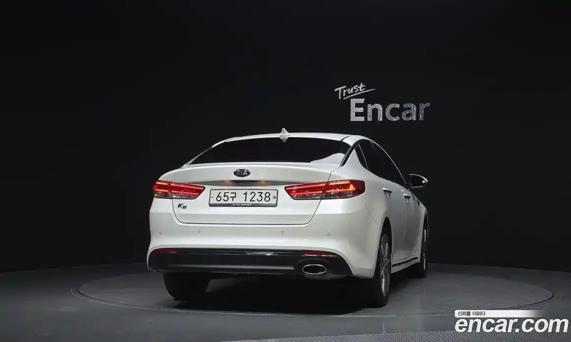 Kia K5 2018 2.0 Автомат в Москве № 534670, фото 4