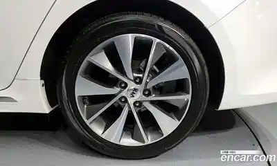 Kia K5 2018 2.0 Автомат в Москве № 534670, миниатюра 5