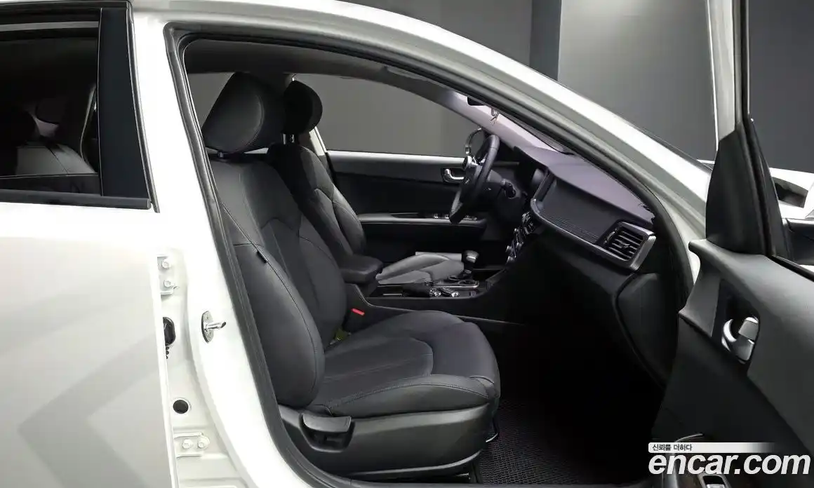 Kia K5 2018 2.0 Автомат в Москве № 534670, фото 10