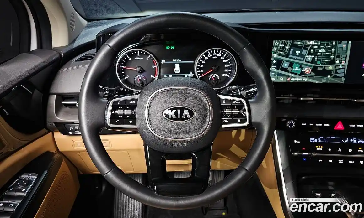 Kia Canival 2021 2.2 Автомат в Москве № 534711, фото 13