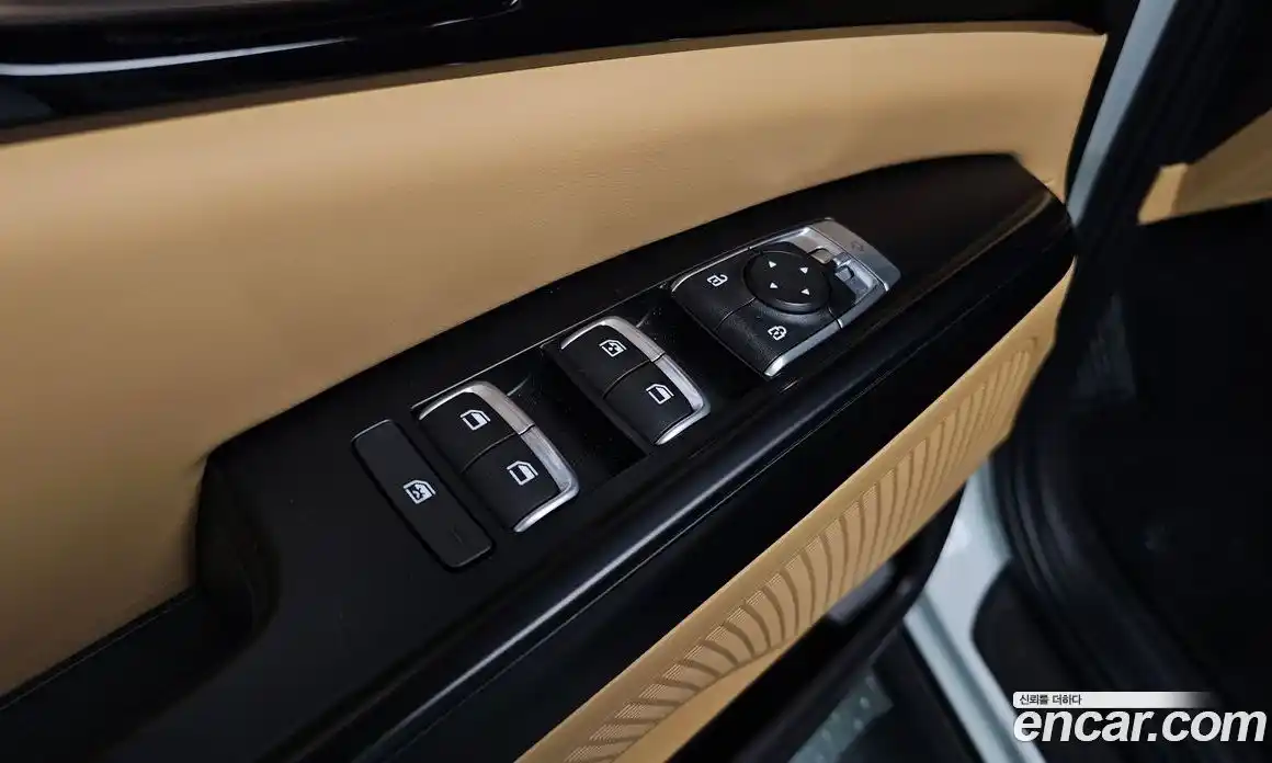 Kia Canival 2021 2.2 Автомат в Москве № 534711, фото 17