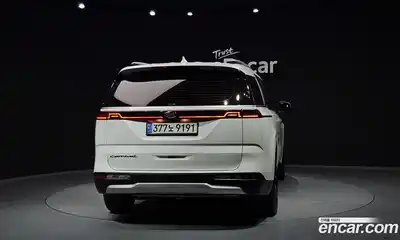 Kia Canival 2021 2.2 Автомат в Москве № 534711, миниатюра 4