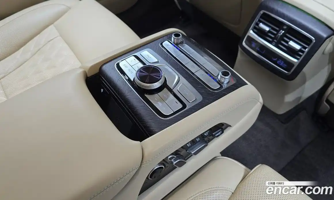 Kia K9 2022 3.8 Автомат в Москве № 535205, фото 18