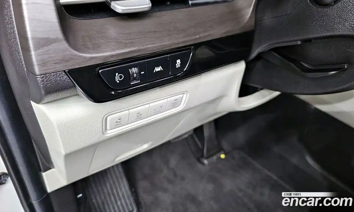 Kia Canival 2021 2.2 Автомат в Москве № 535416, фото 16