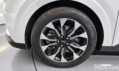 Kia Canival 2021 2.2 Автомат в Москве № 535416, миниатюра 5