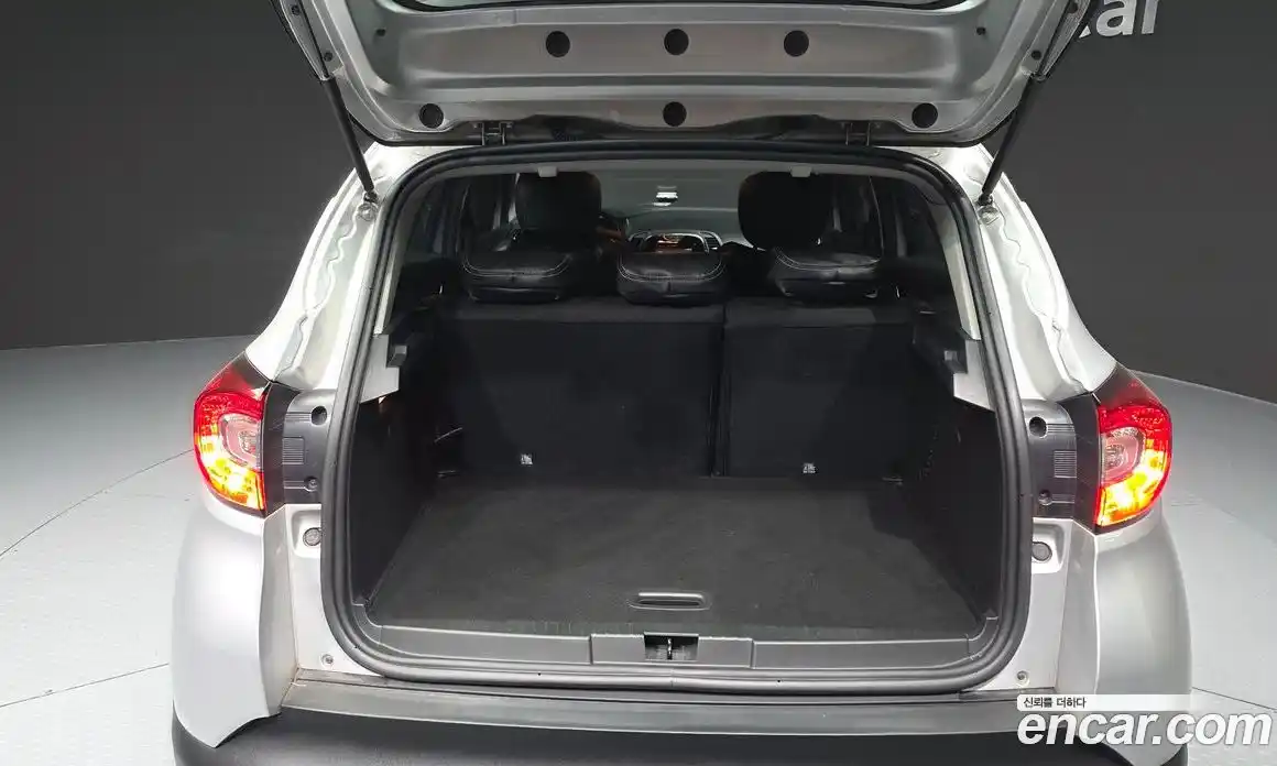 Renault QM3 2015 1.5 Автомат в Москве № 535701, фото 20